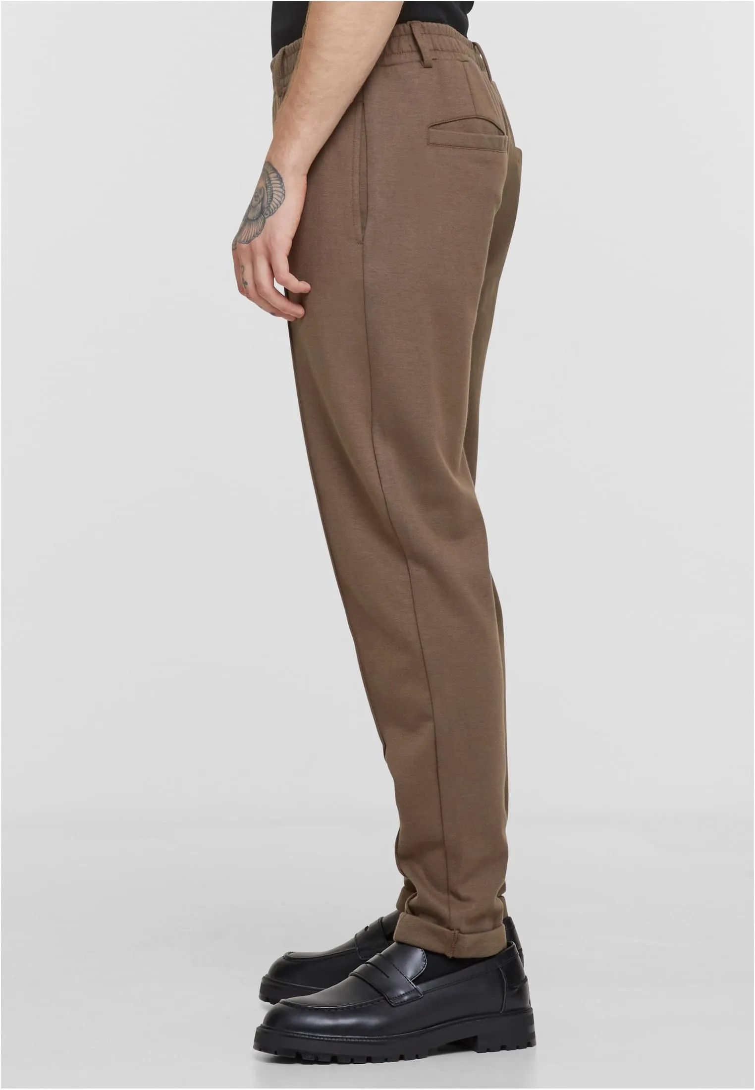UC Cropped Interlock Jogg Chino