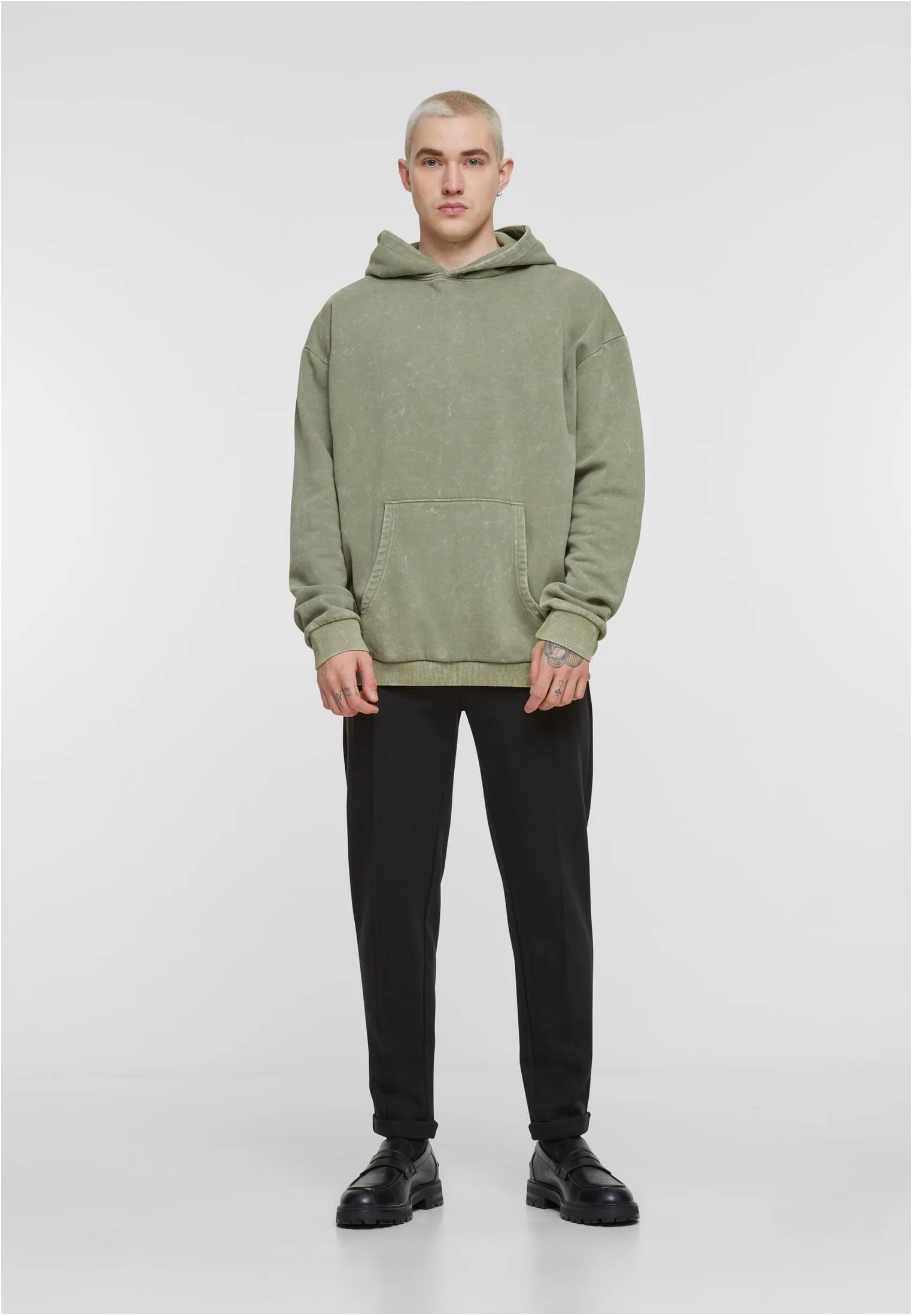 UC Cropped Interlock Jogg Chino